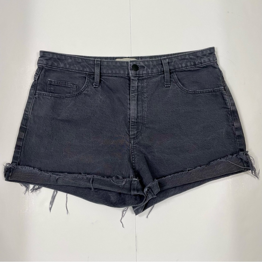 Universal Thread Vintage Midi Women’s Jean Shorts Gray Size 10